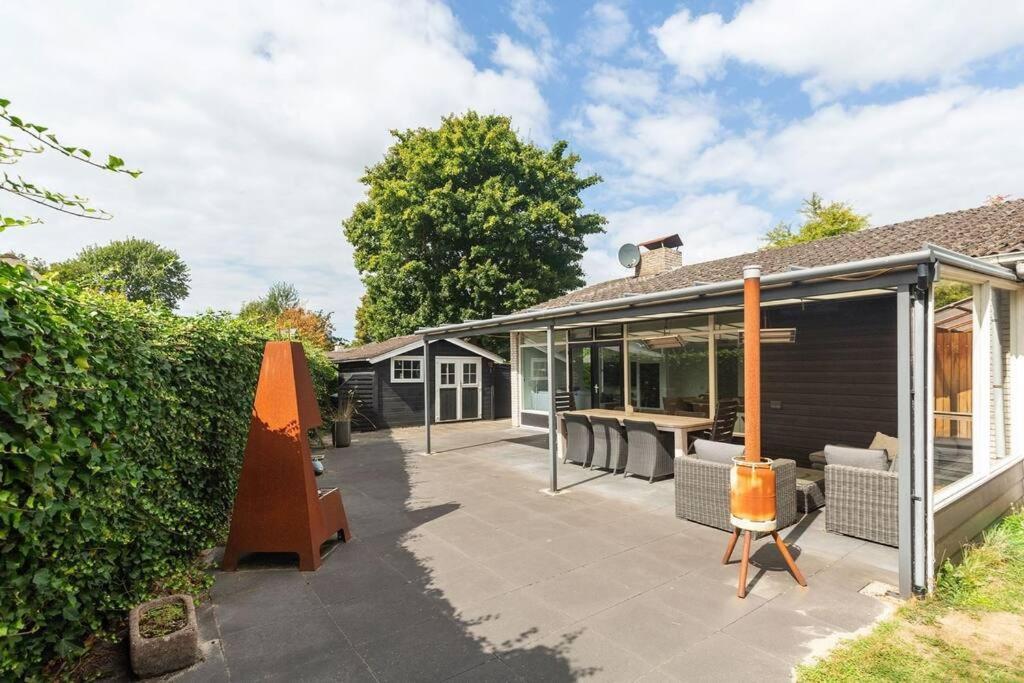 Bungalow Near Beach With Large Private Garden - Not For Companies Ouddorp Luaran gambar
