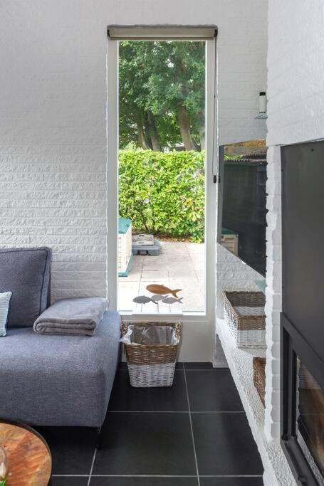 Bungalow Near Beach With Large Private Garden - Not For Companies Ouddorp Luaran gambar